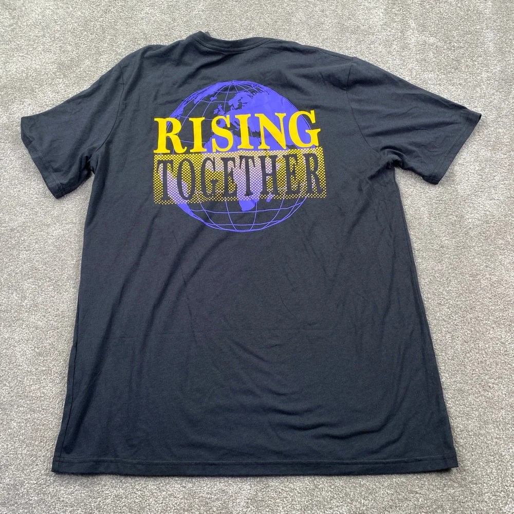 Under Armour Artist Series Beat Mens Large Black Rising Together Graphic Tee